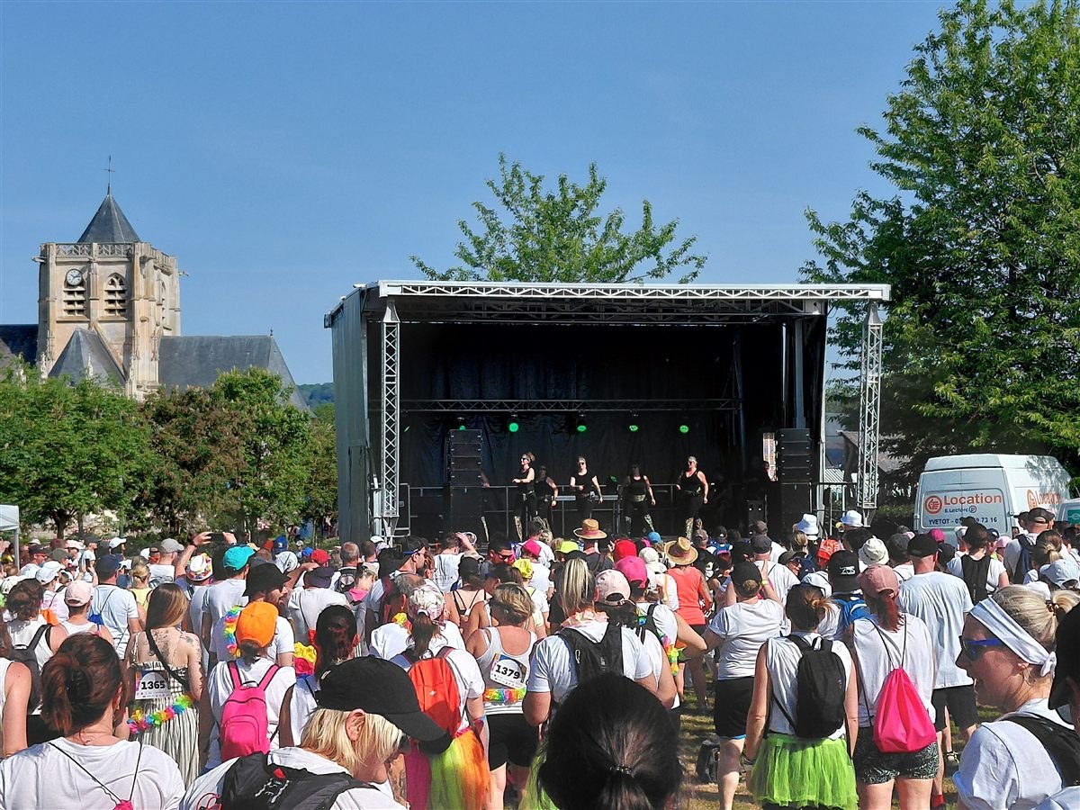 Première sortie de la scène mobile L'Art Scène — saison 2026 (photo 1)